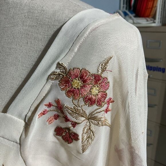 Embroidered Boho Square Neck Mesh Top XL - Picture 6 of 8